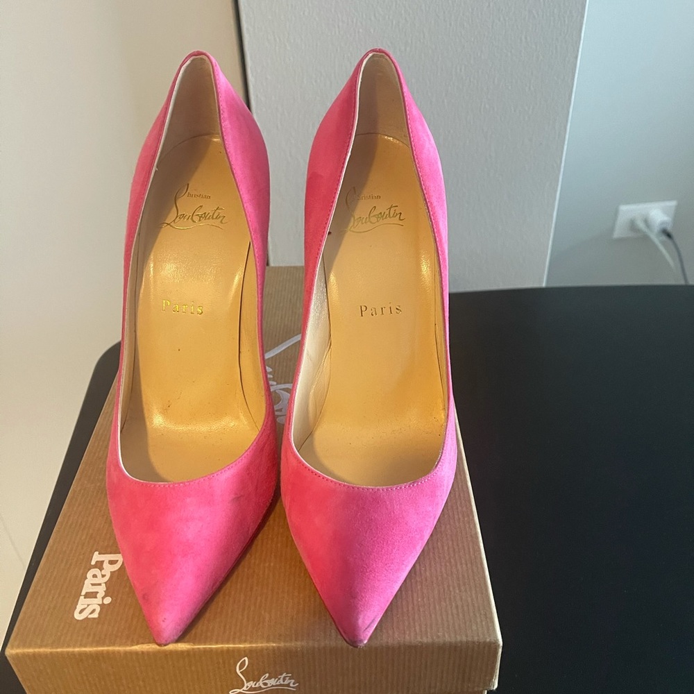 Pink Pigalle Follies